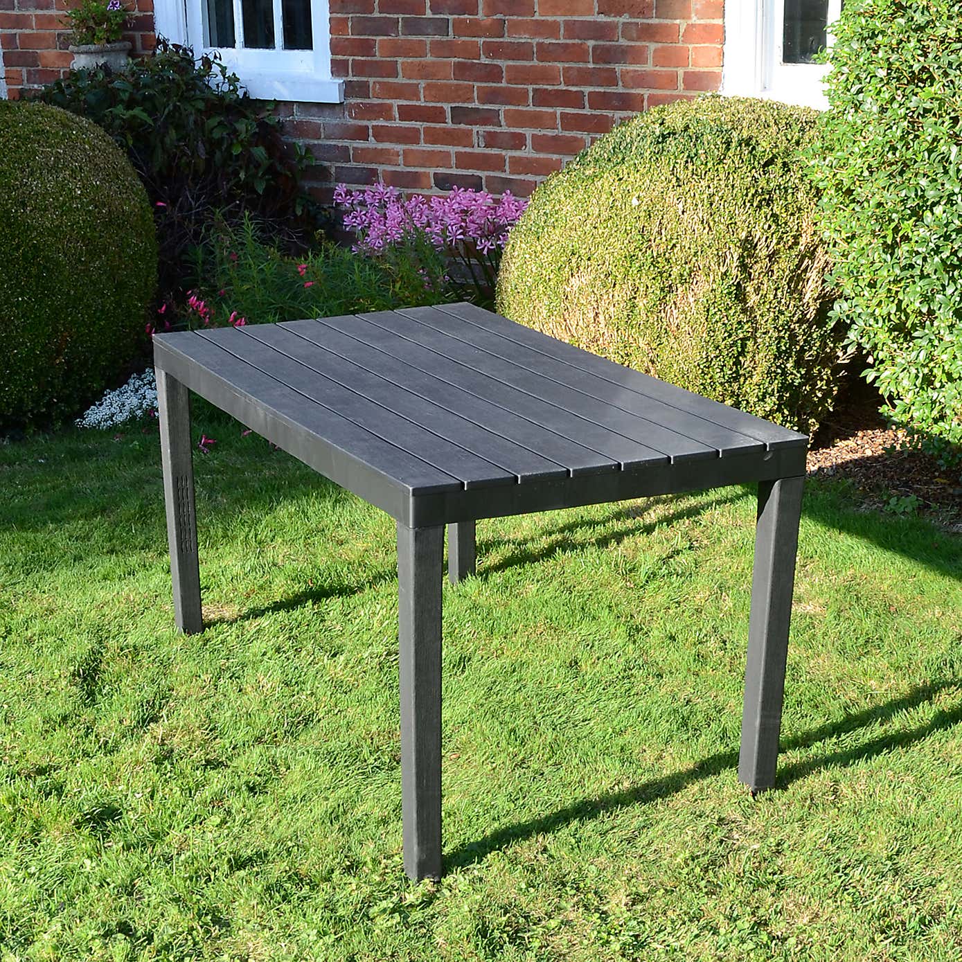 Trabella Roma Table