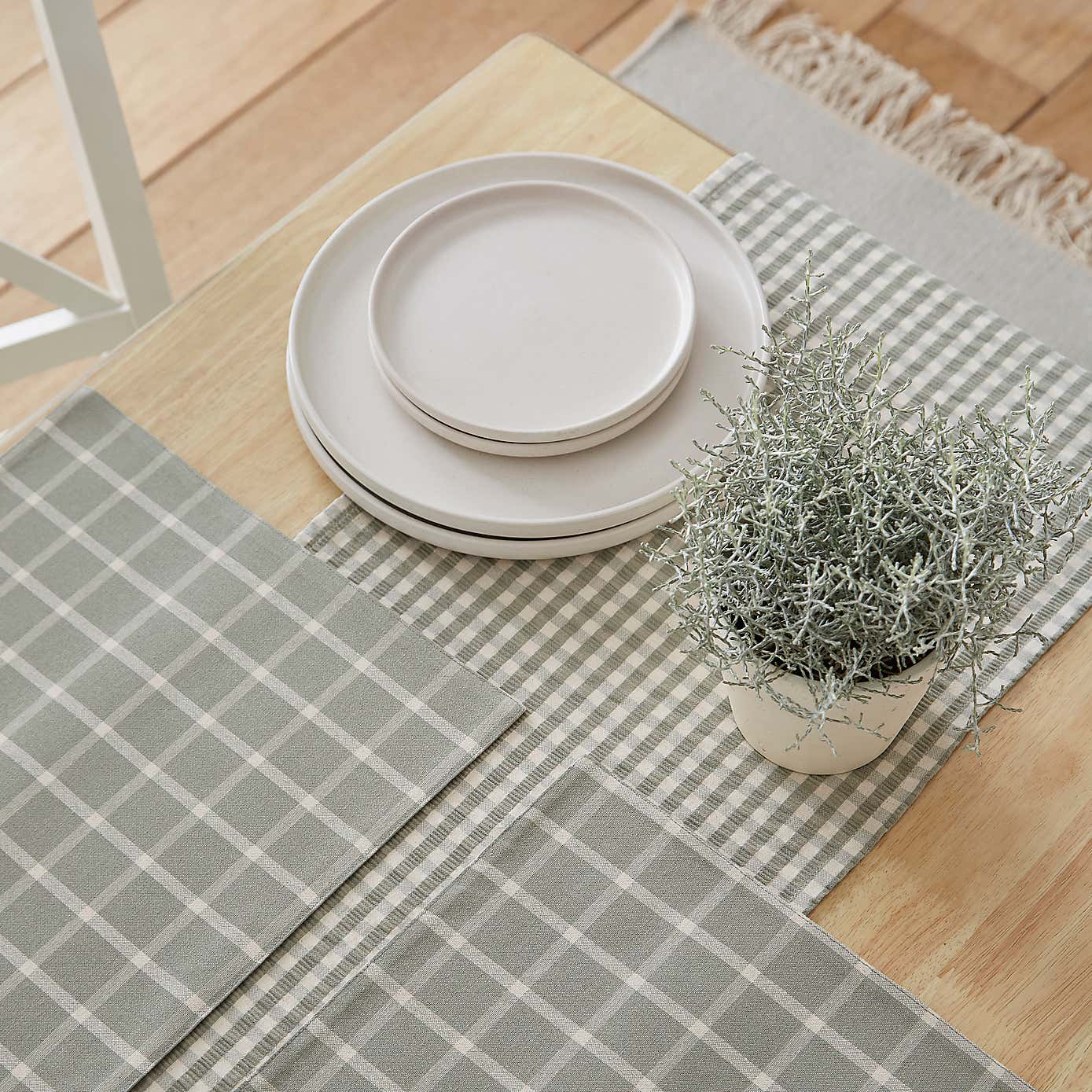 Large Check Pack of 2 Sage Placemats