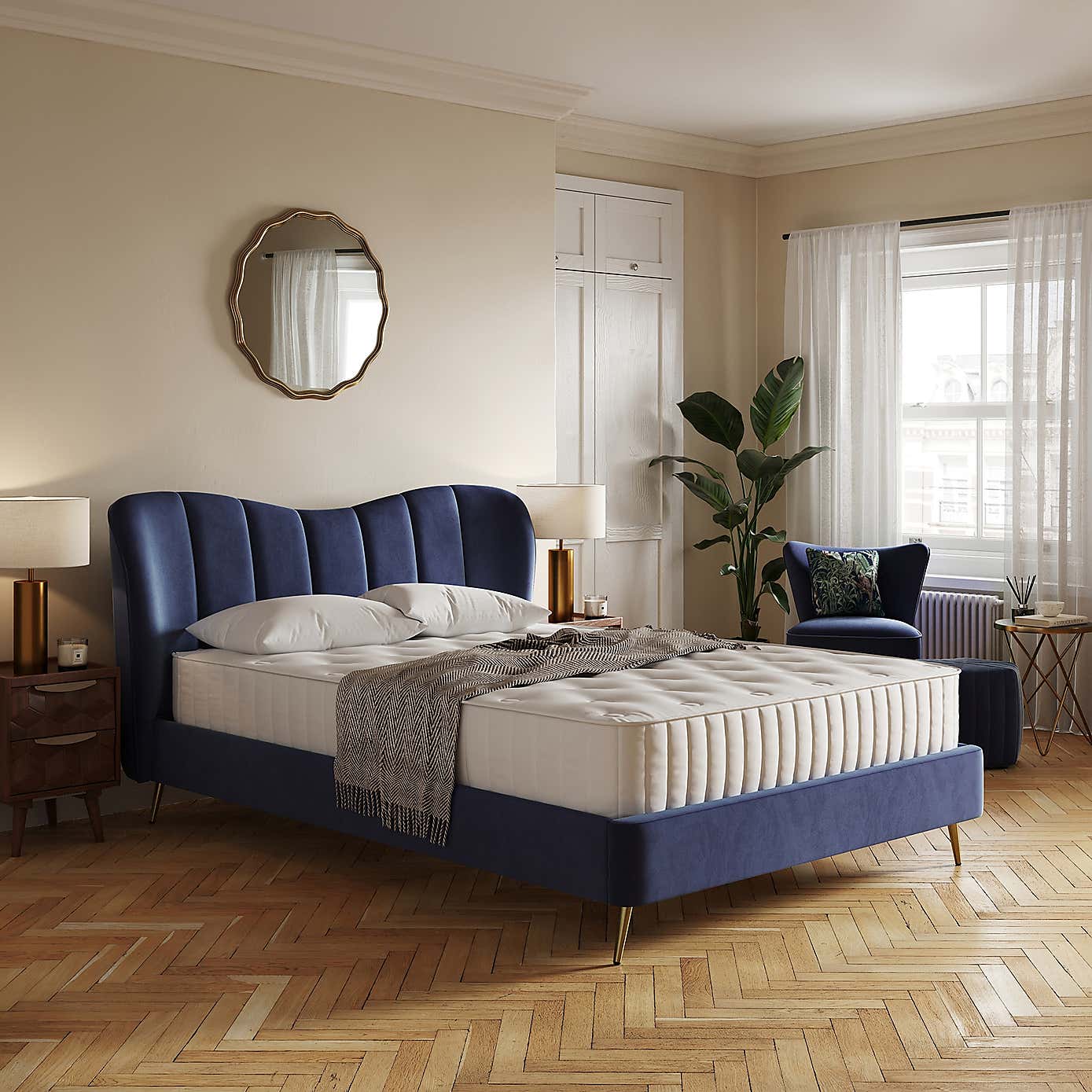 Curve Pleated Velvet Bed
