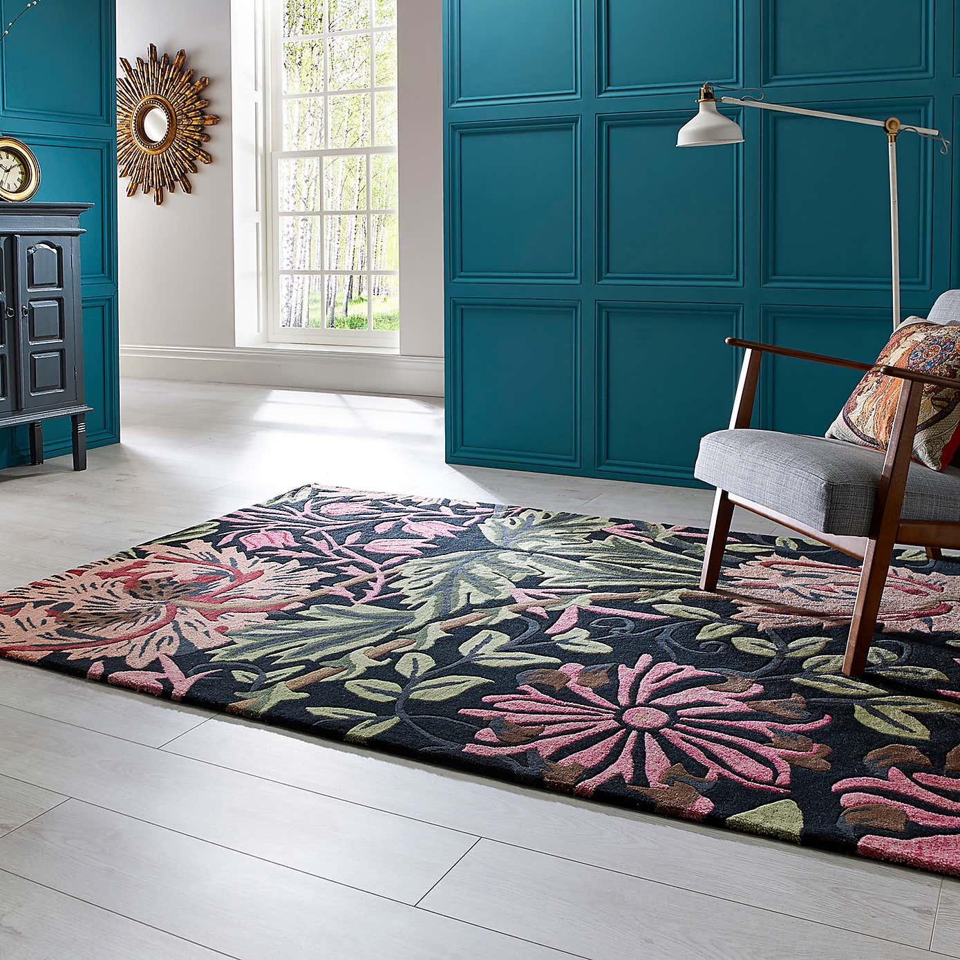 V&A Honeysuckle Rug