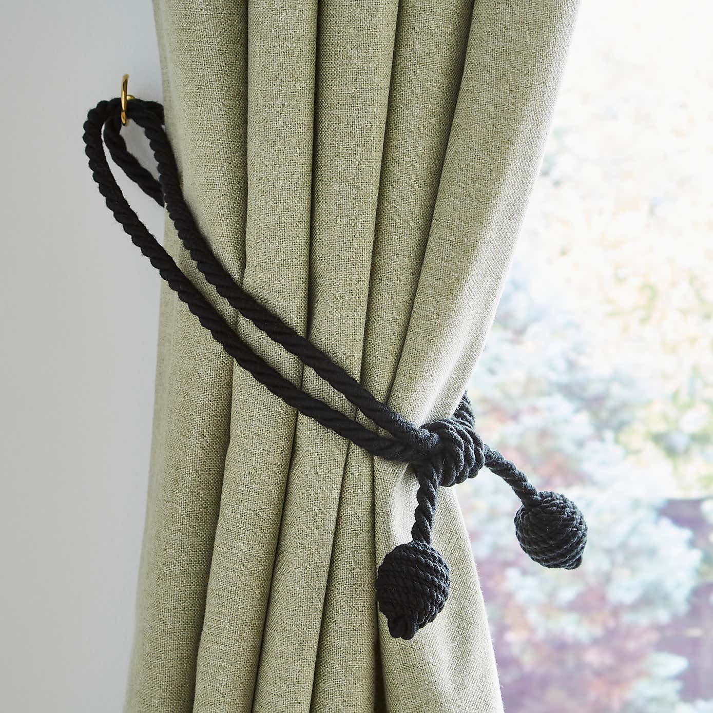 Ball Jute Tieback