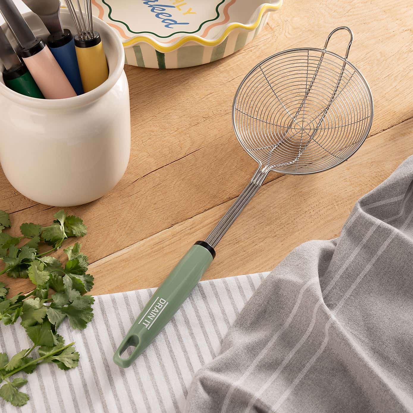 Slogan Pea Drainer