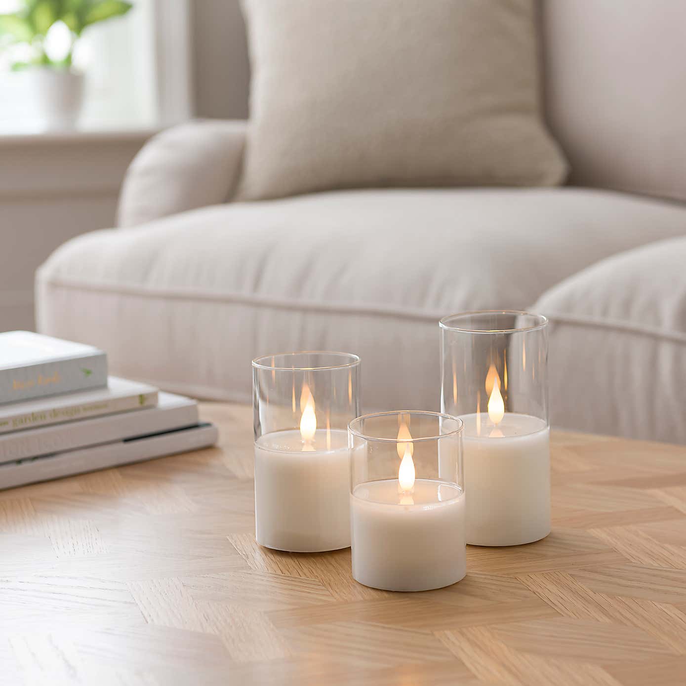 Set of 3 LED Glass Pillar Candles
