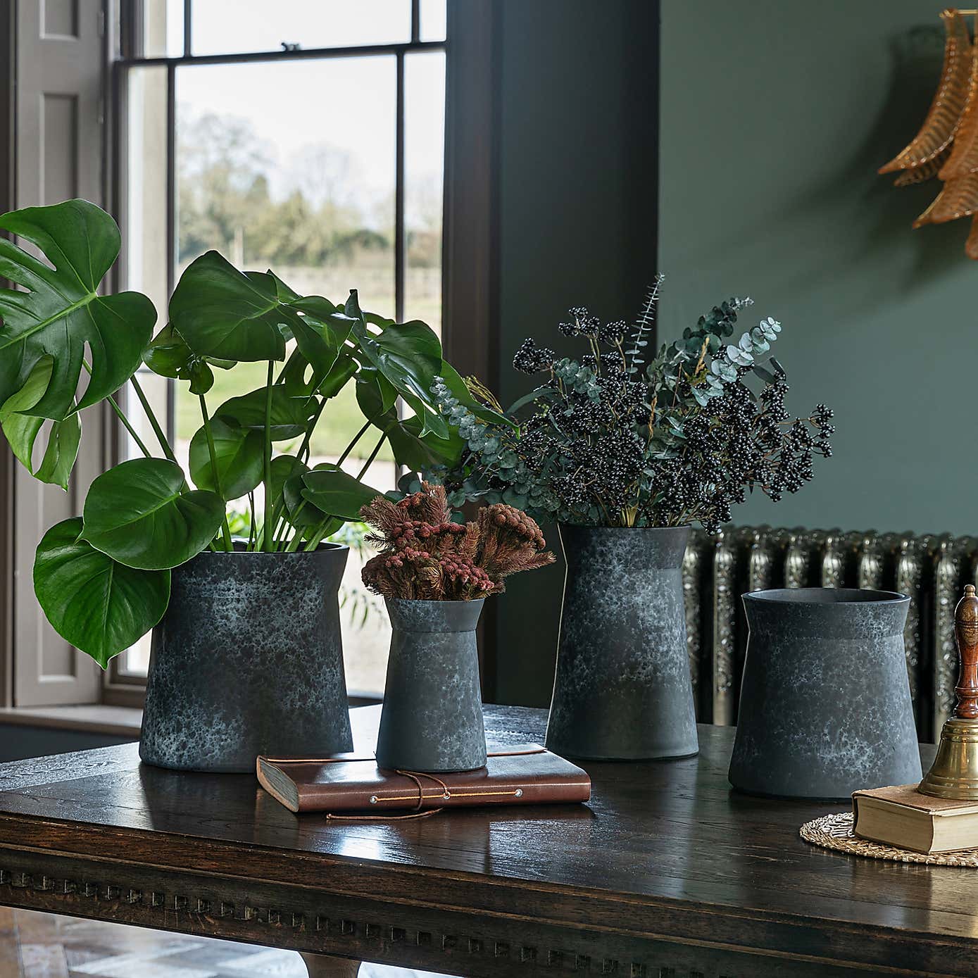 Kew Handthrown Planter