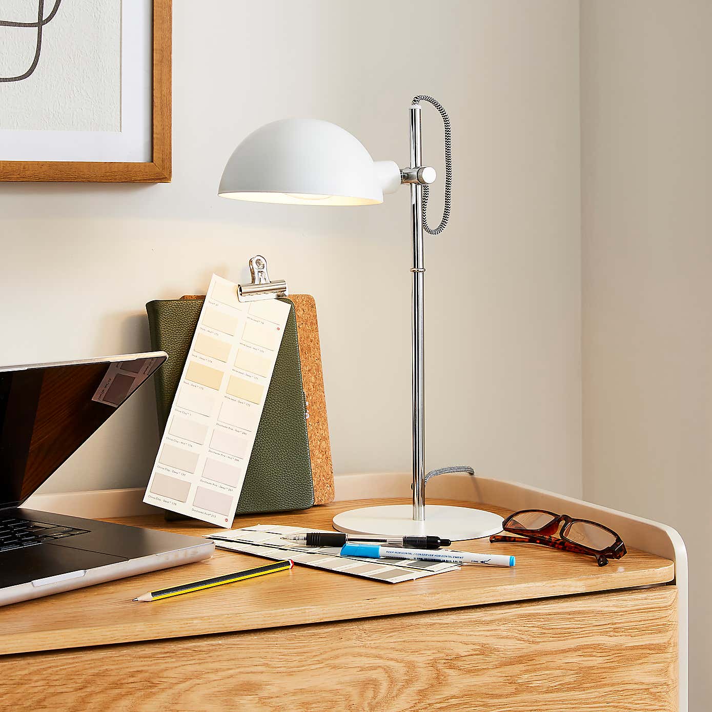 Pop Retro Adjustable Table Lamp