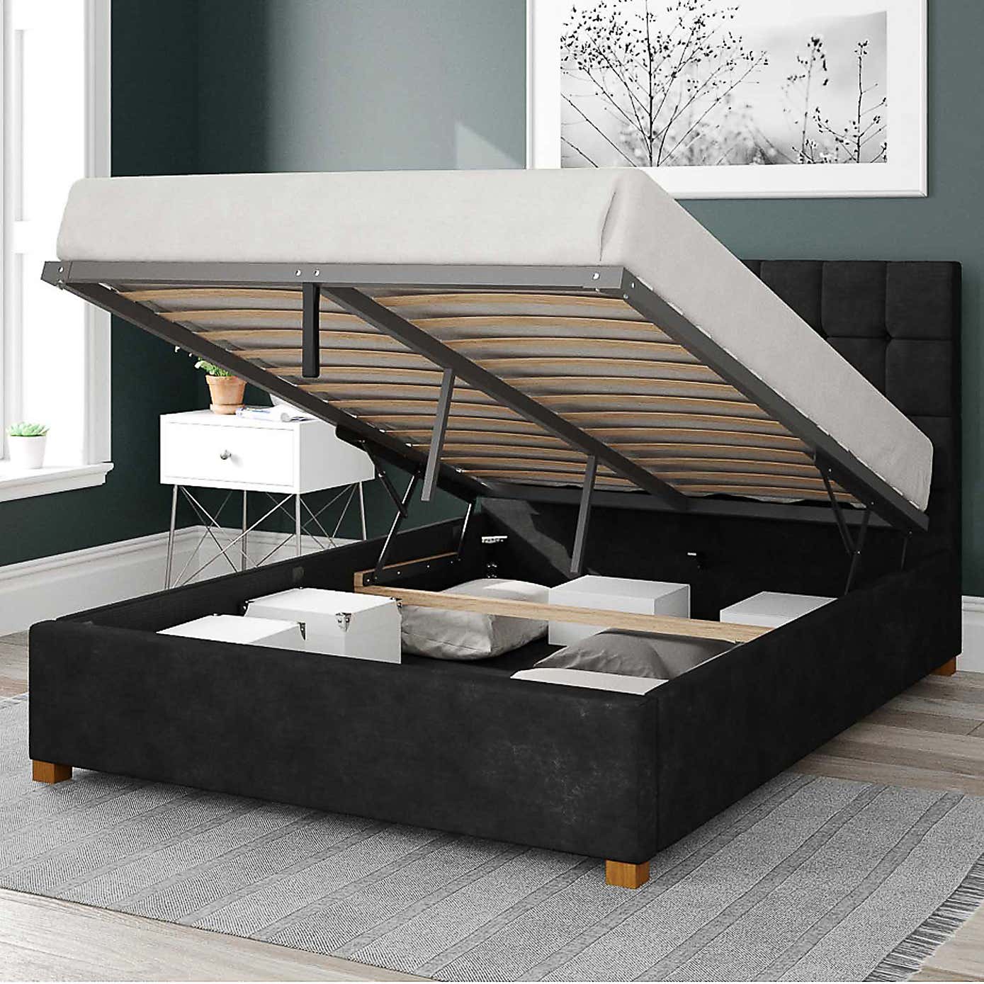 Sinatra Kimiyo Linen Ottoman Bed