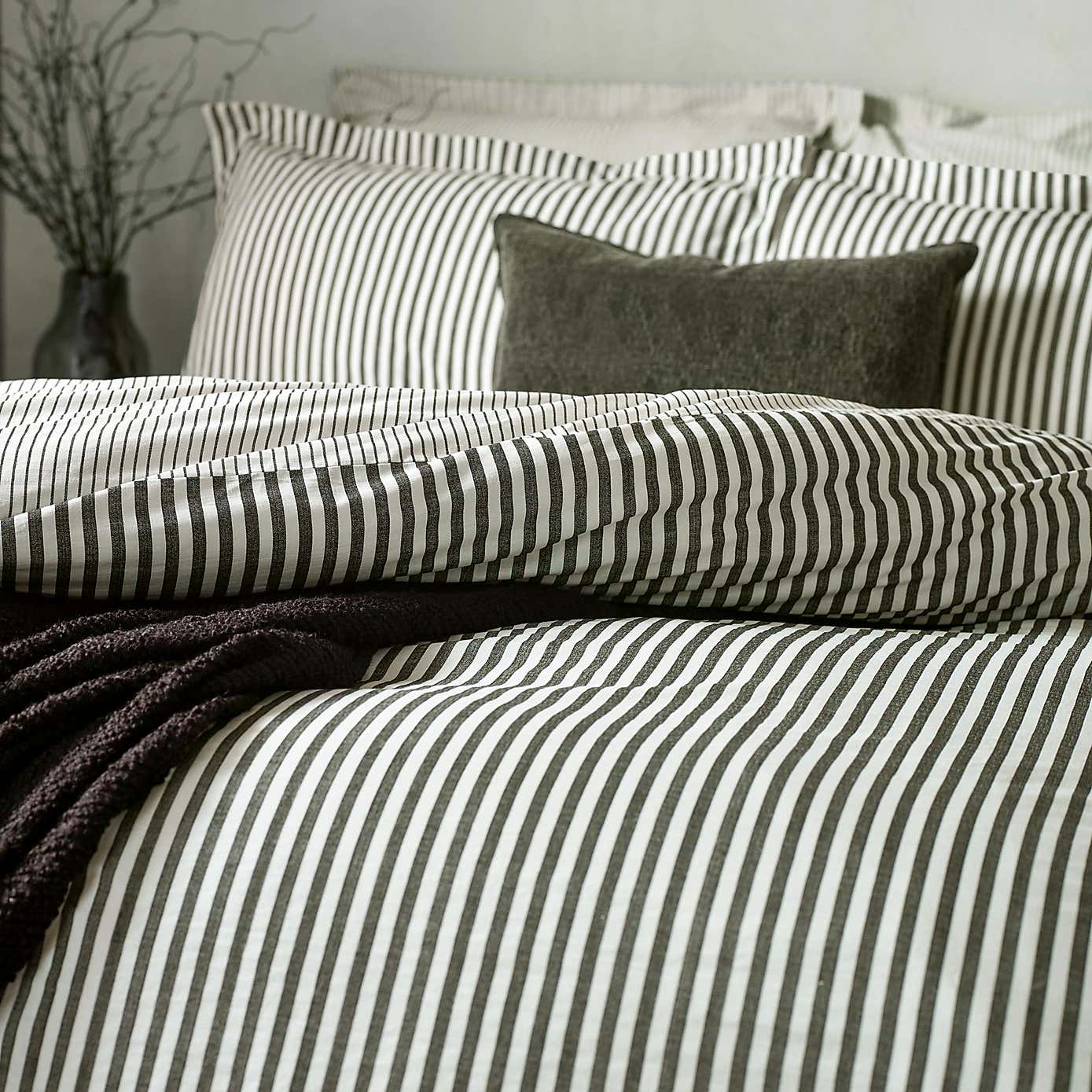 Yard Hebden Oxford Pillowcase Pair