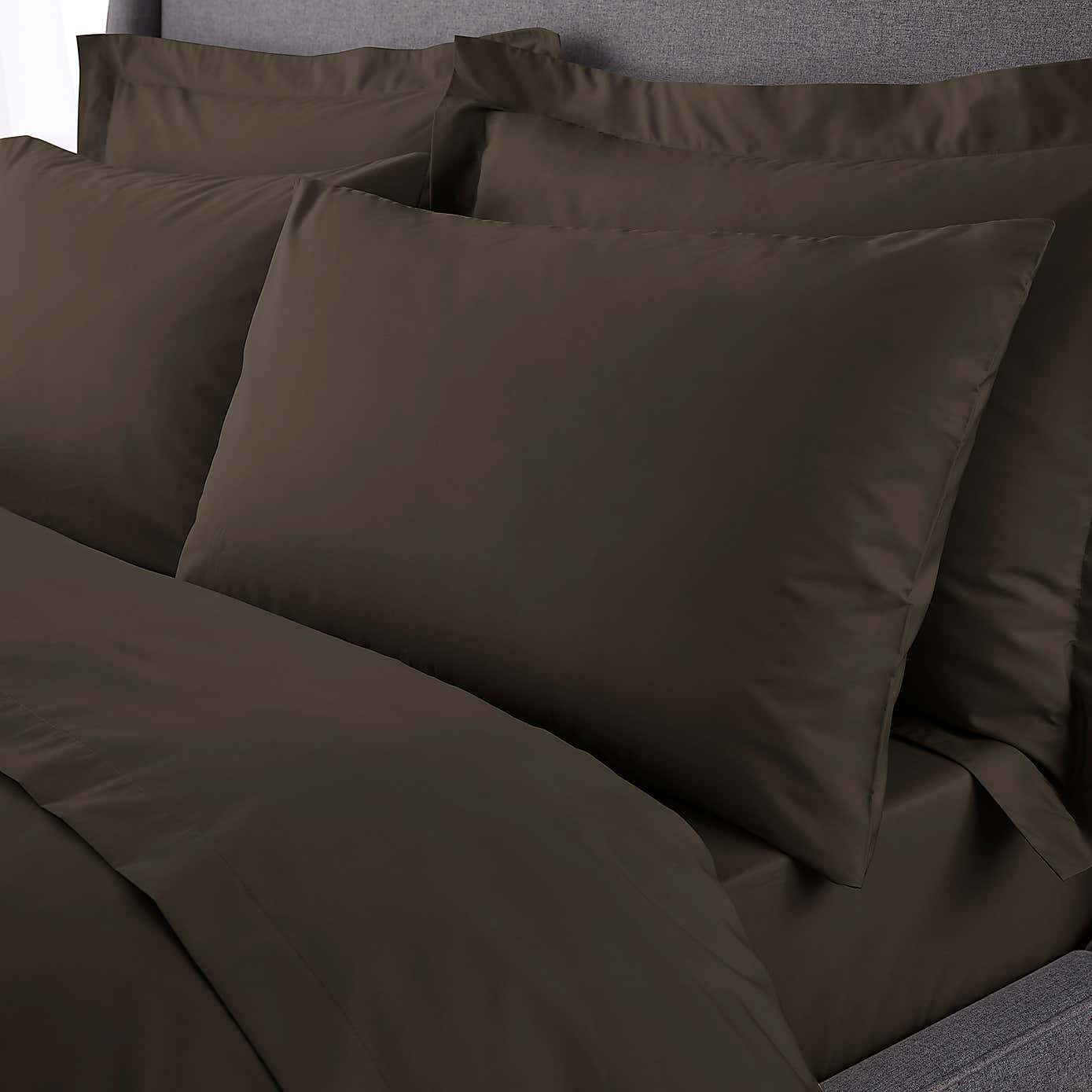 Hotel T230 Crisp Cotton Percale Standard Pillowcase Pair