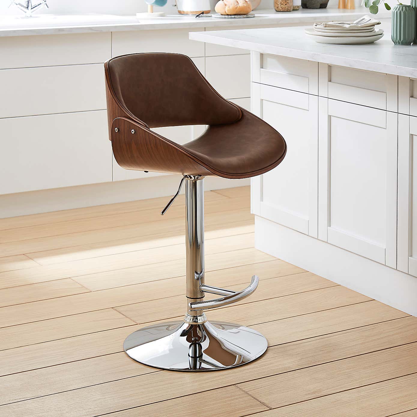 Trento Black Adjustable Gas lift Bar Chair