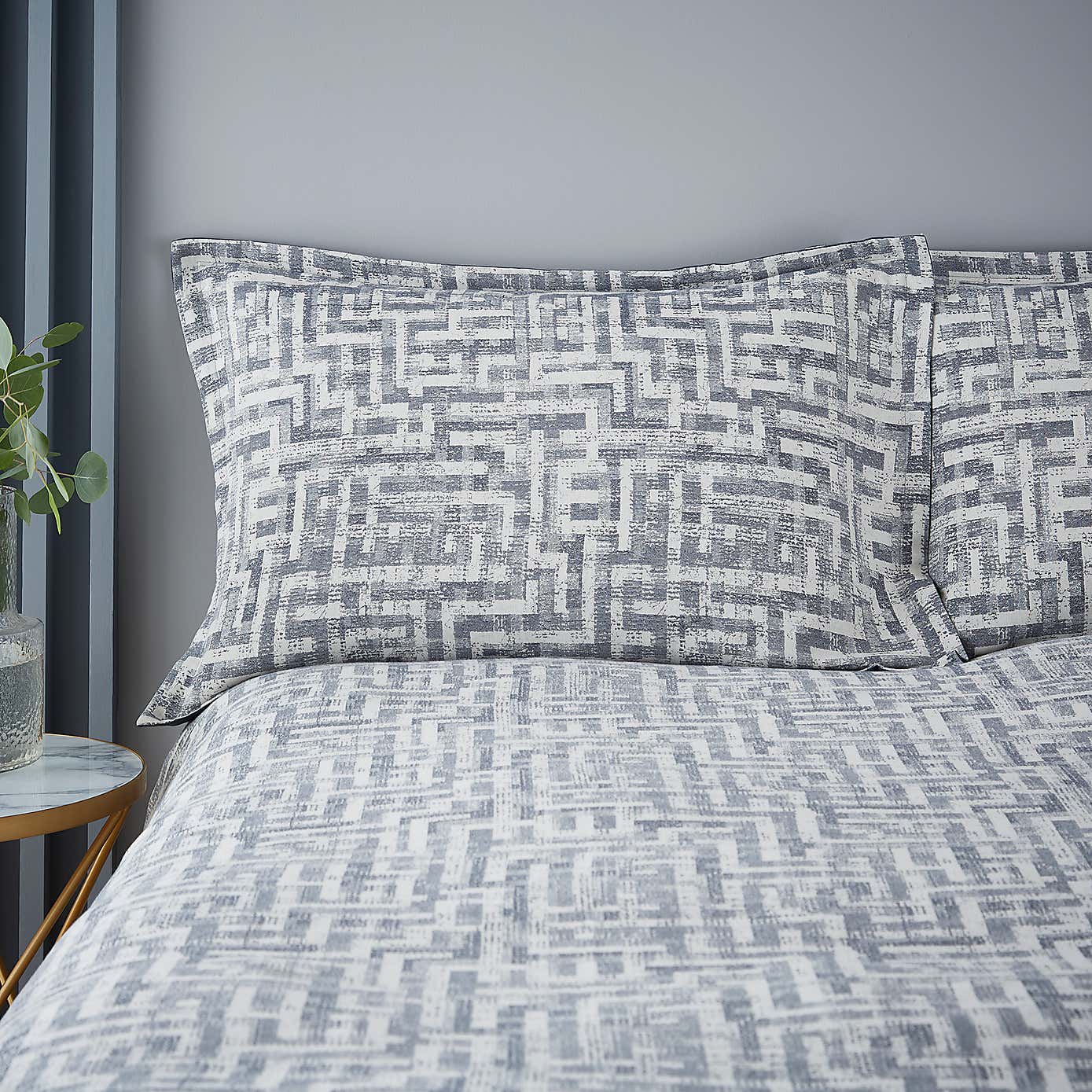 Indus Geo Jacquard 100% Cotton Duvet Cover and Pillowcase Set