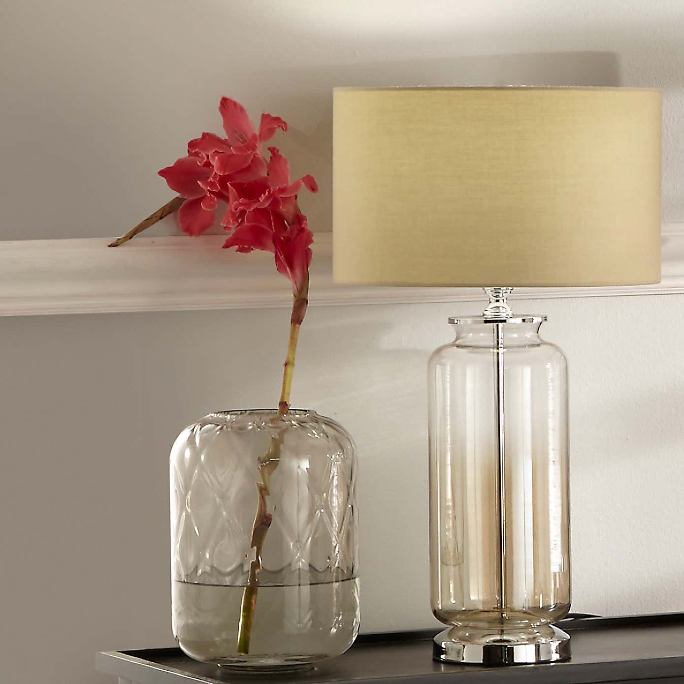 Vivienne Ombre Glass Table Lamp