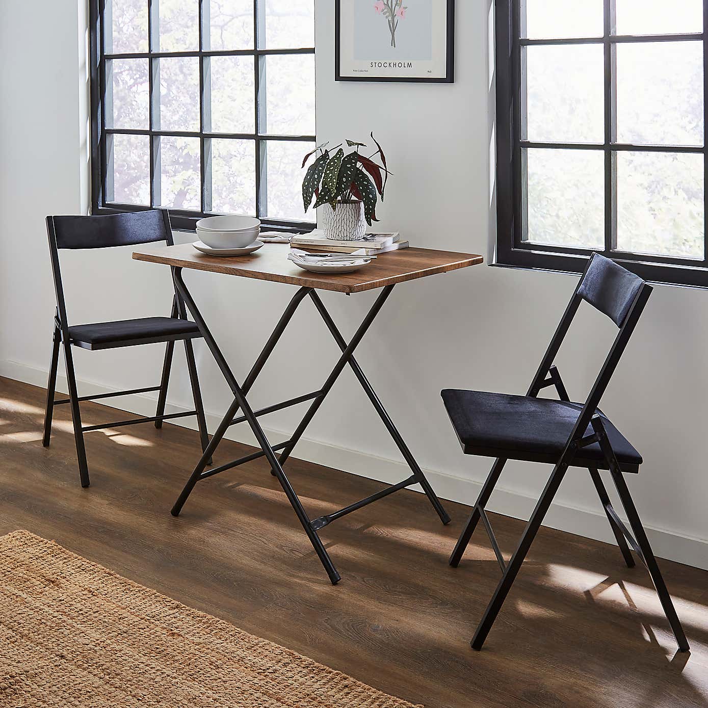 Freddie Folding Table