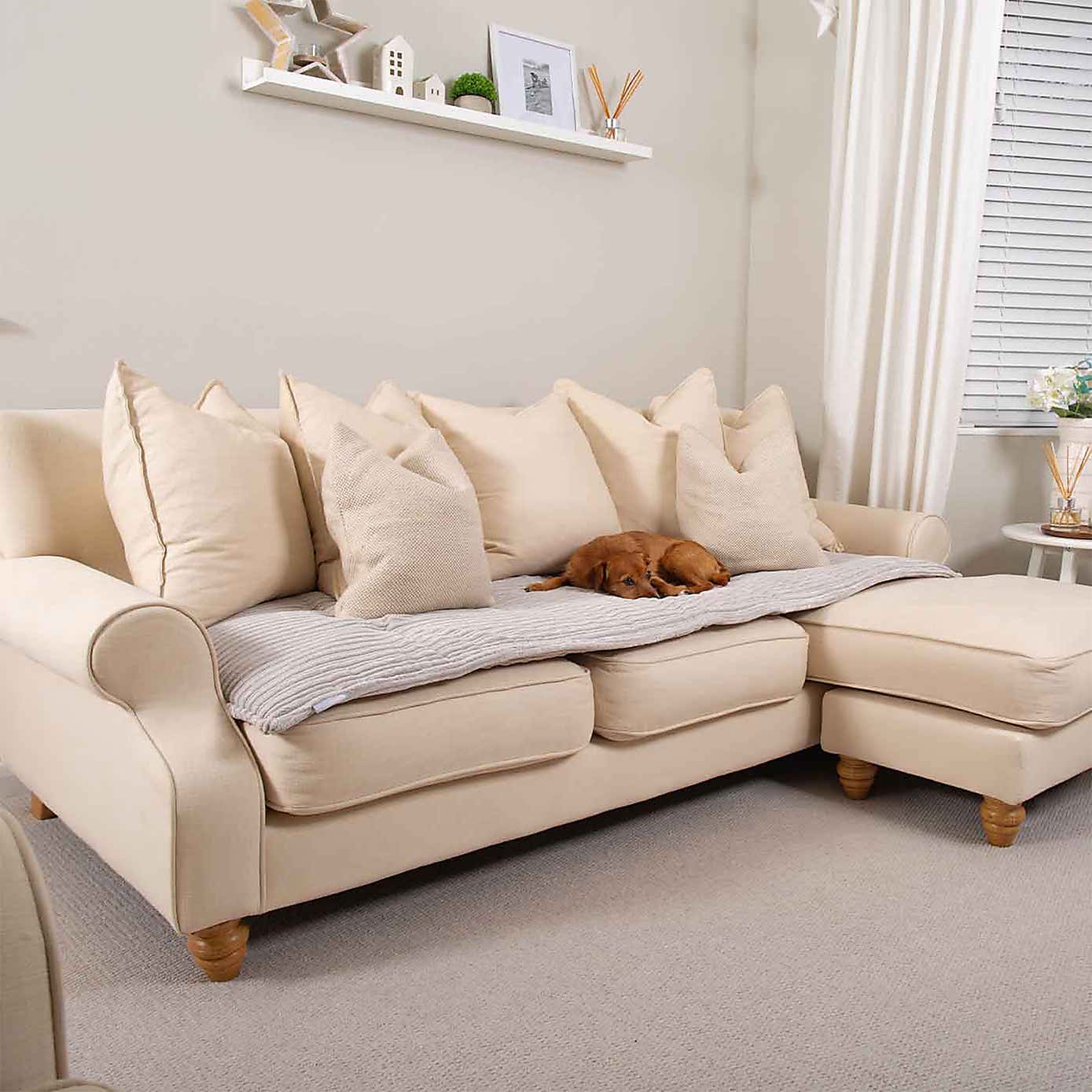 Lords and Labradors Essentials Pet Sofa Topper