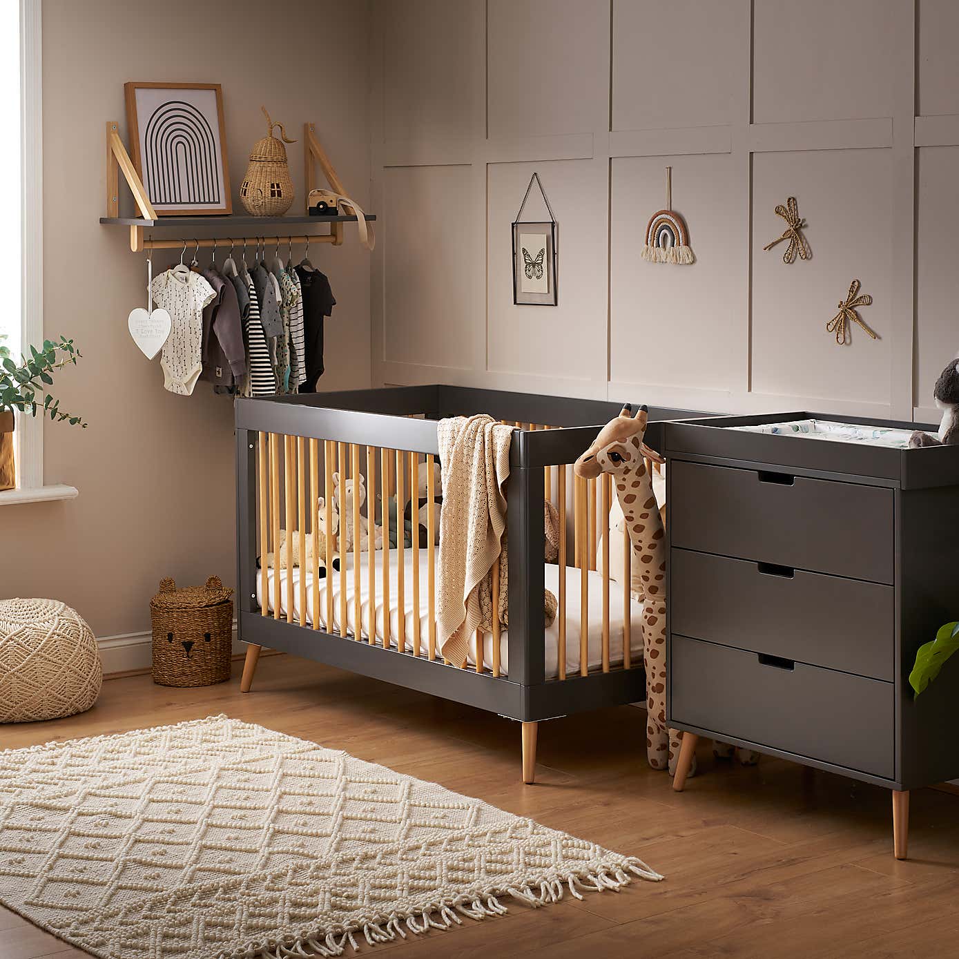 OBaby Maya 2 Piece Nursery Room Set