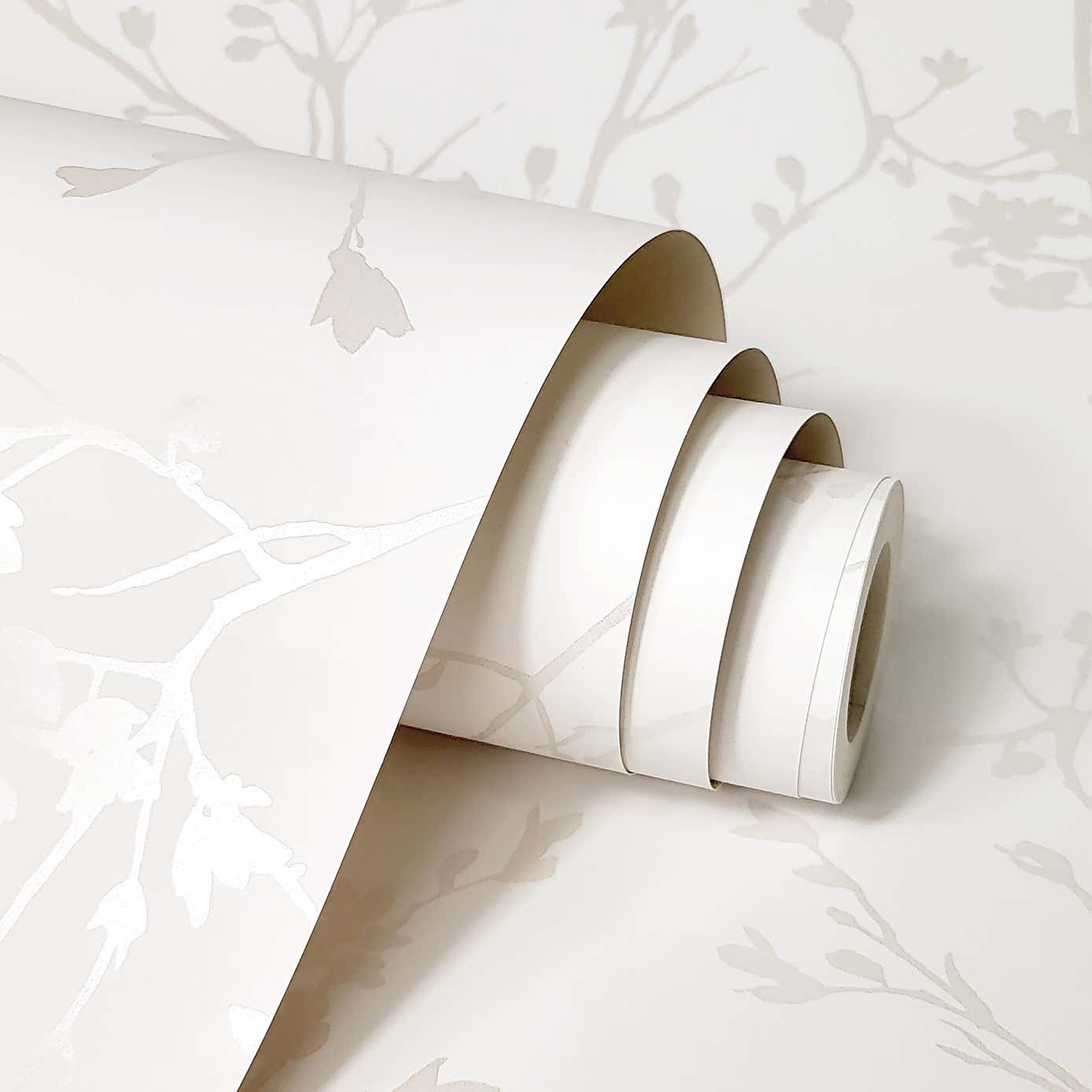 Ivory Sprig Wallpaper