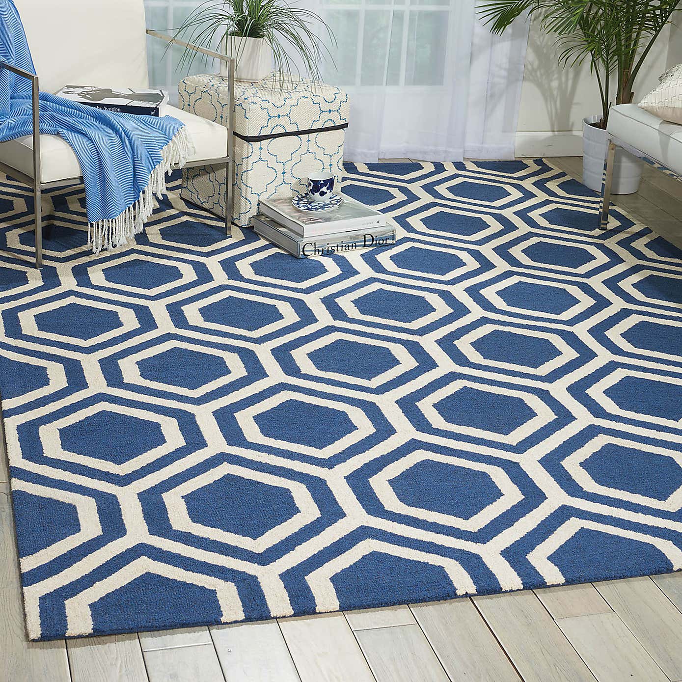 Linear 7 Rug