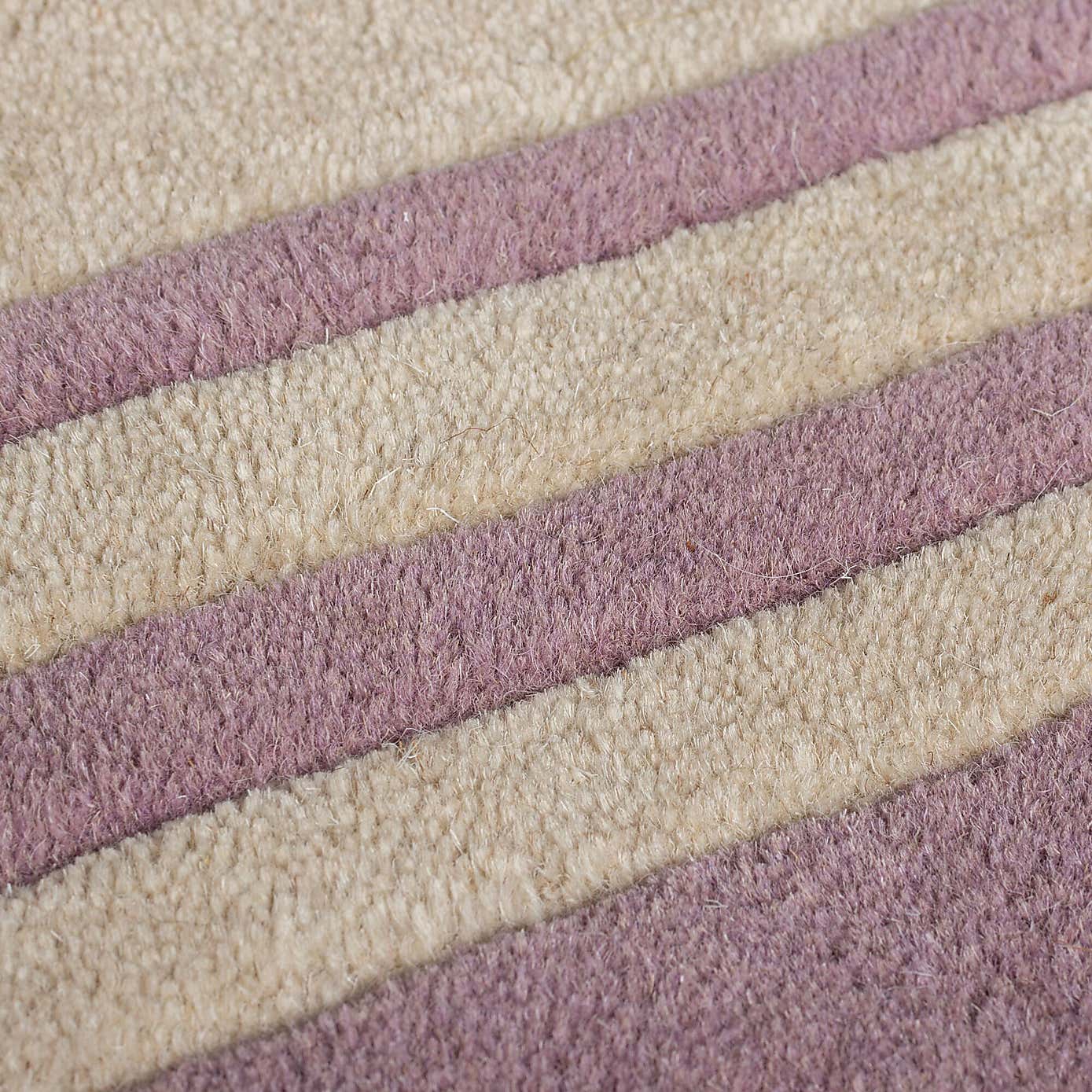 Lois Scallop Border Wool Circle Rug
