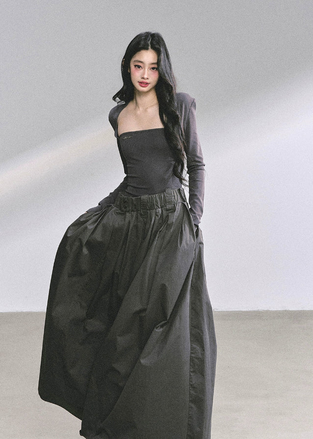 Chic Noir Slim Maxi