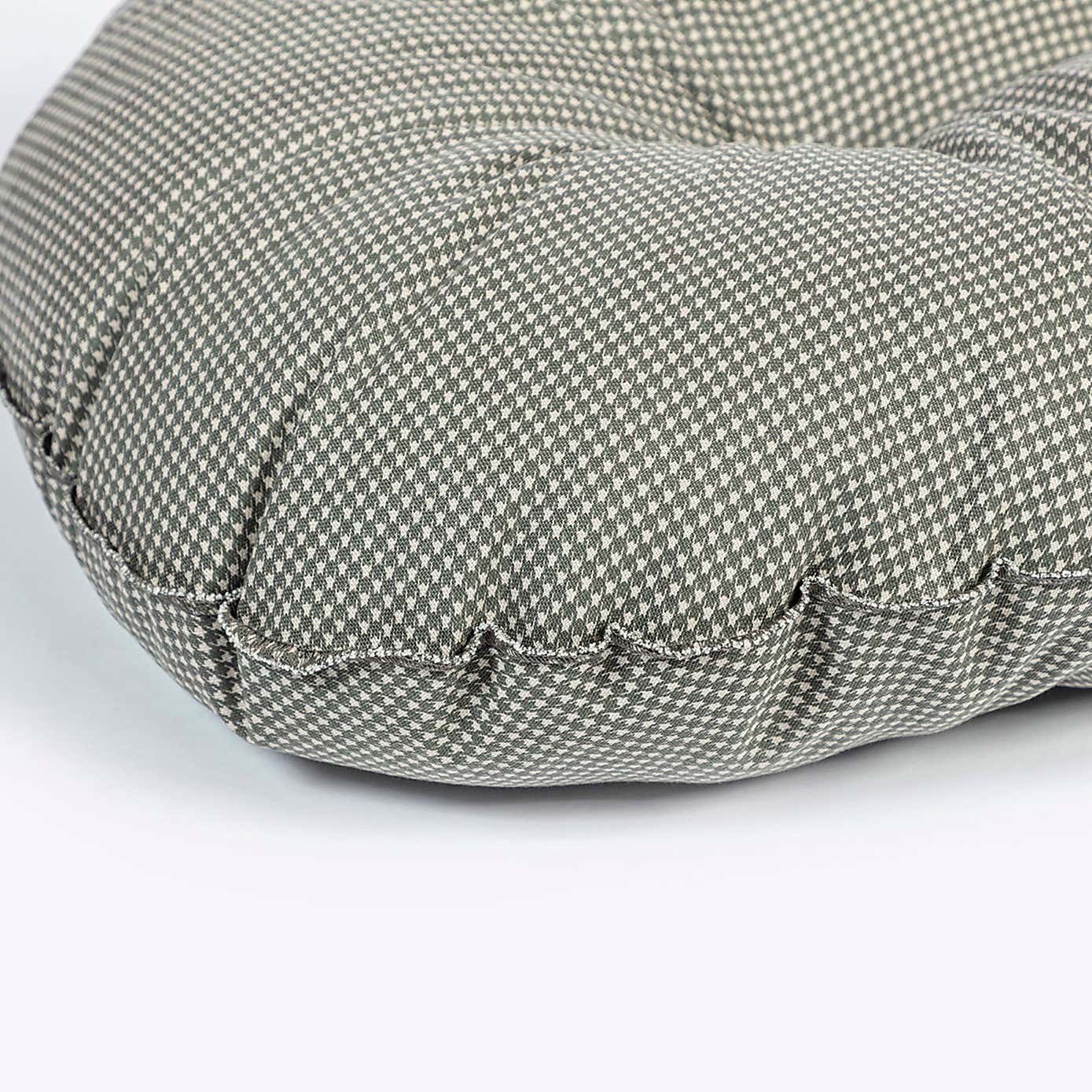 Danish Design Vintage Dogstooth Quilted Dog Mattress