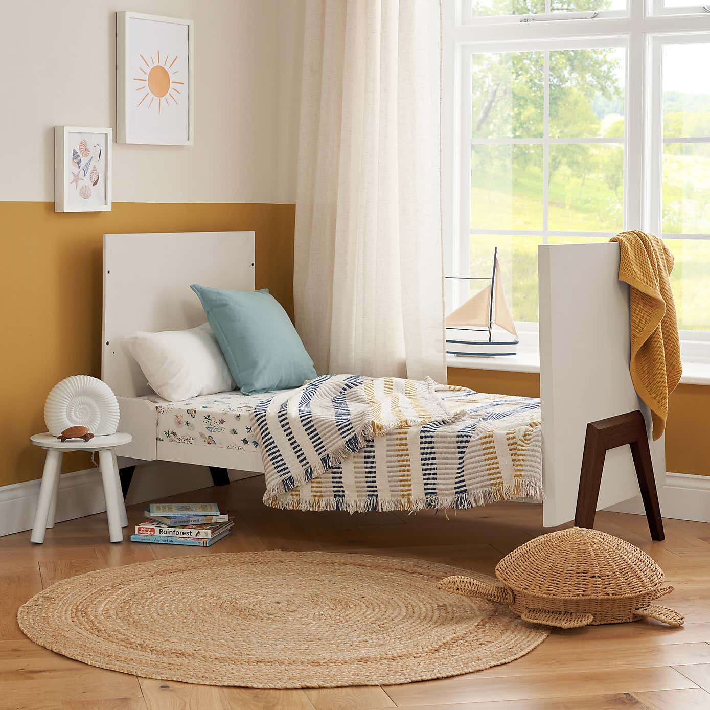 Tutti Bambini Fuori Cot Bed