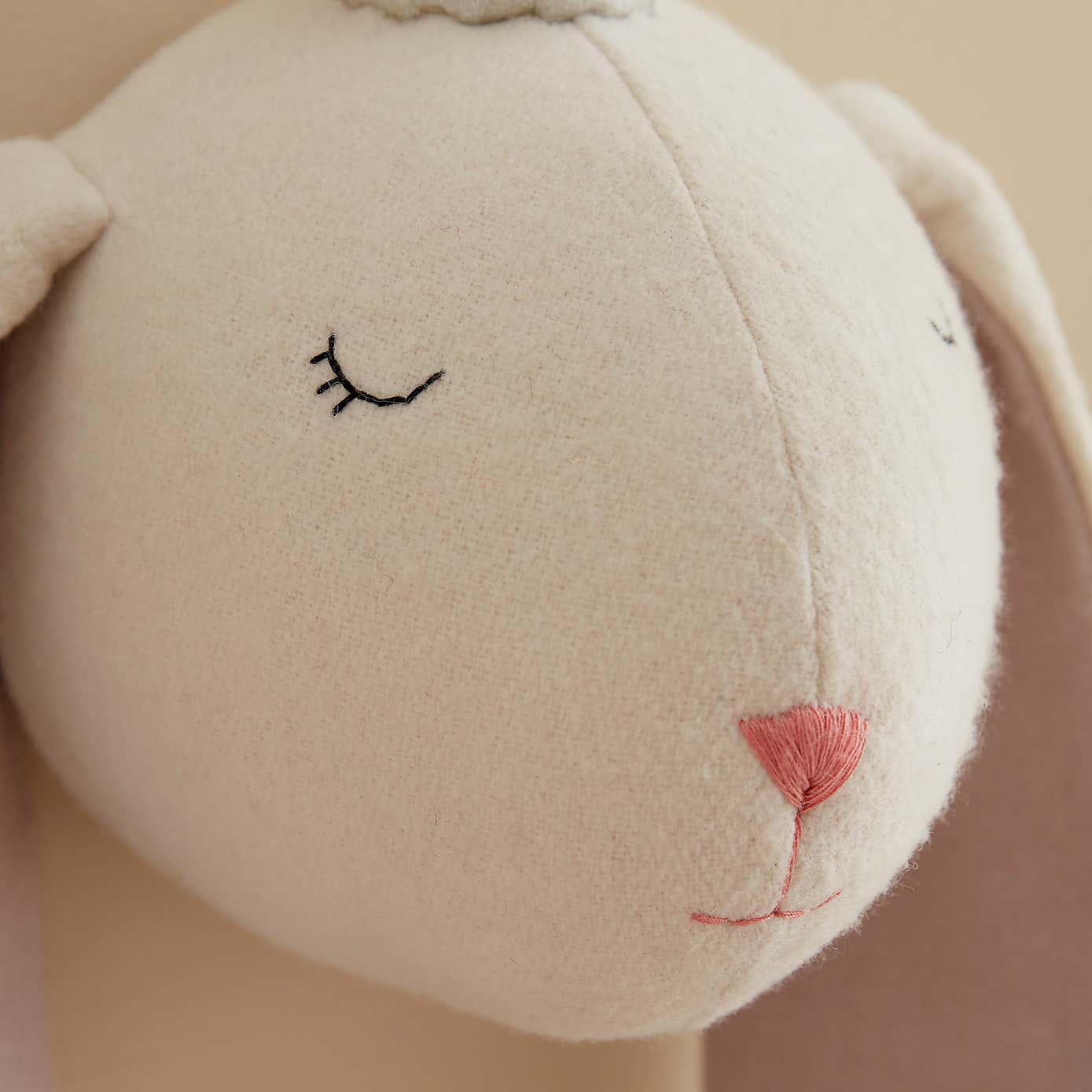 Bunny Wall Head