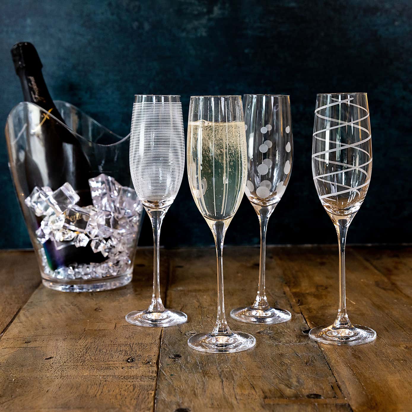 Mikasa Cheers Set of 4 Flutes