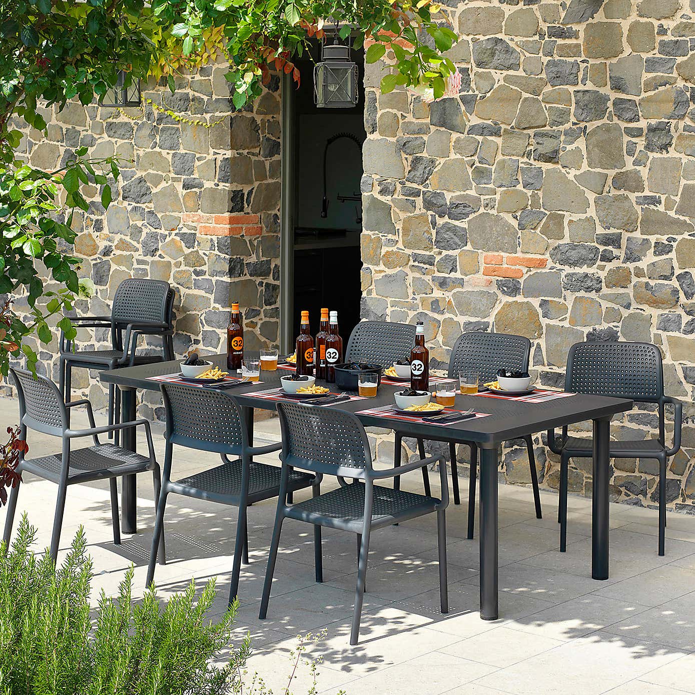 Libeccio Dark Grey Table with 6 Bora Chairs