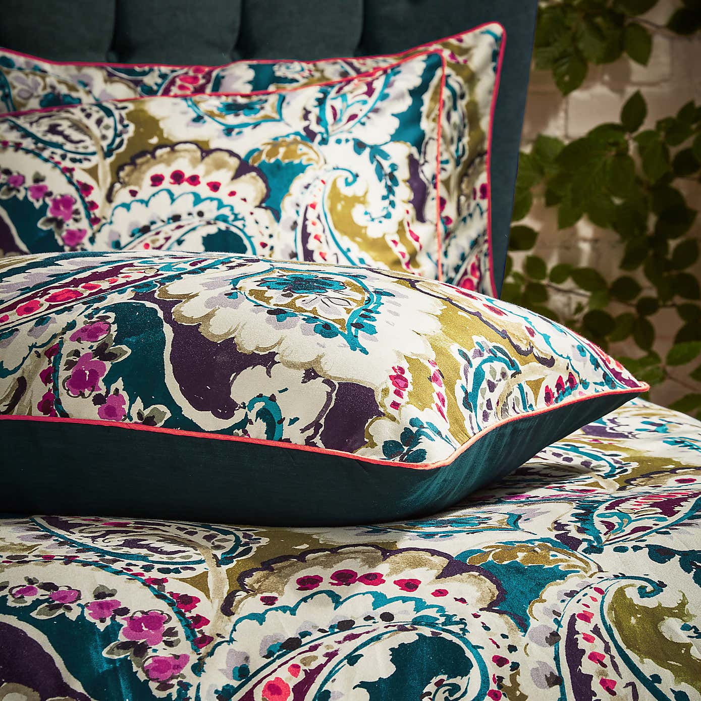 EW by Edinburgh Weavers Aretha Paisley Teal 100% Cotton Sateen Duvet Cover & Pillowcase Set