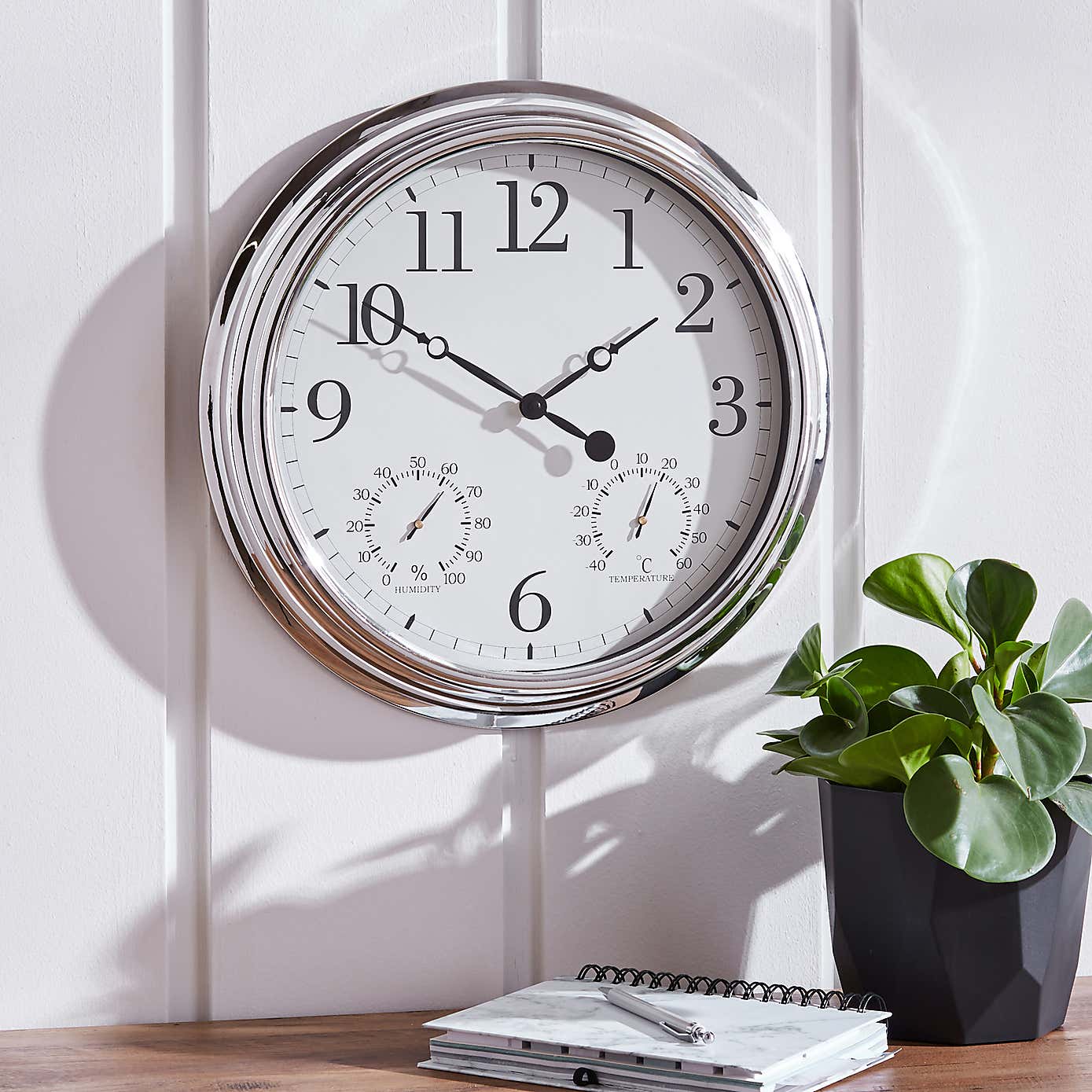 Indoor Outdoor Country Cream Clock 40cm