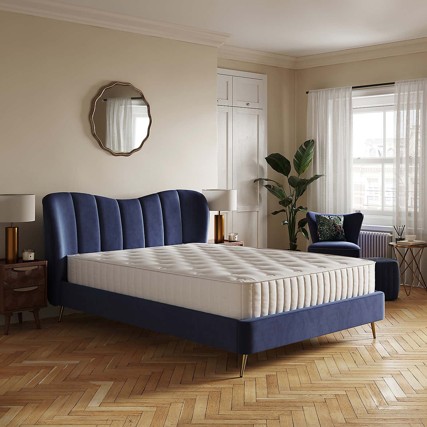 Curve Pleated Velvet Bed