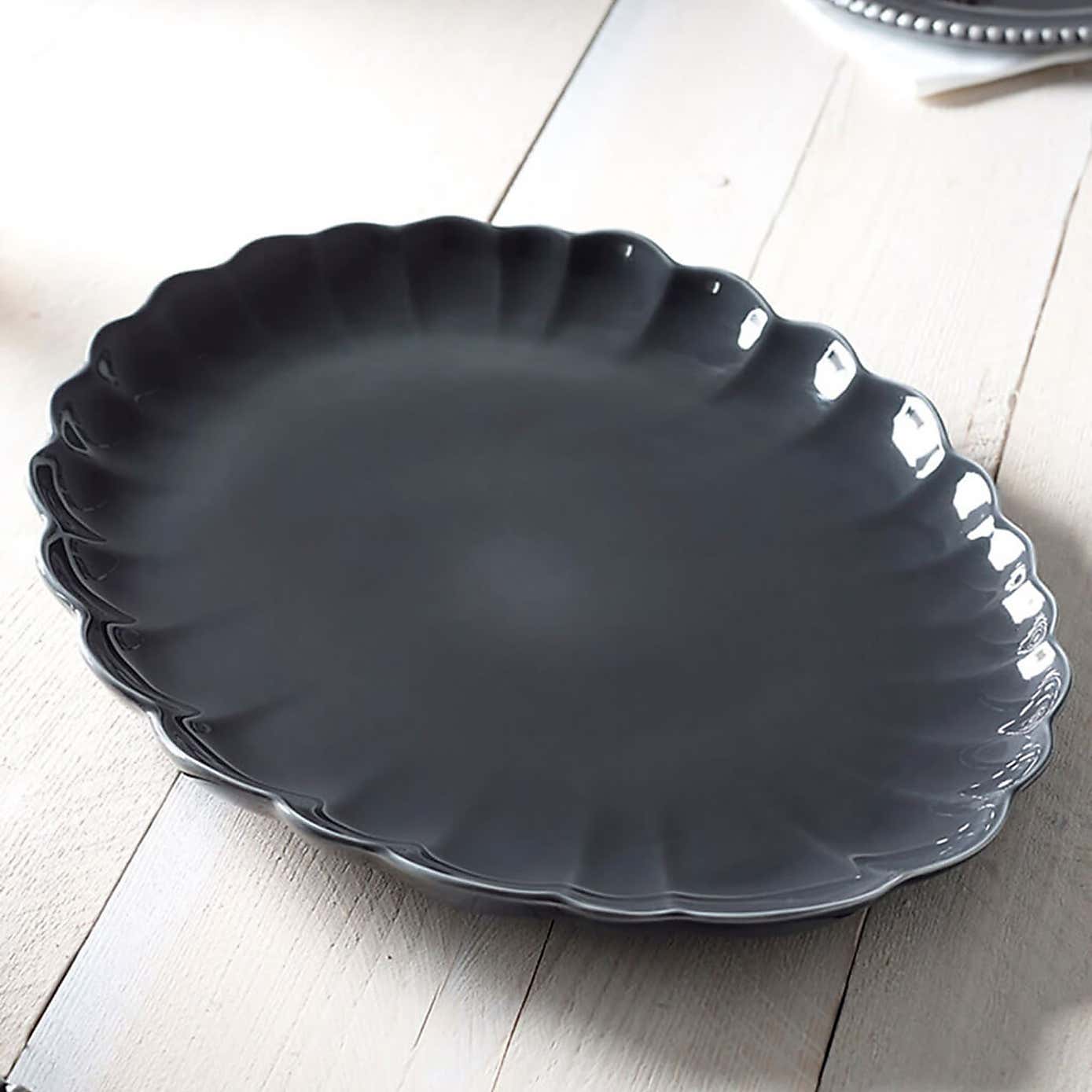 MM Living Grey Scallop Serve