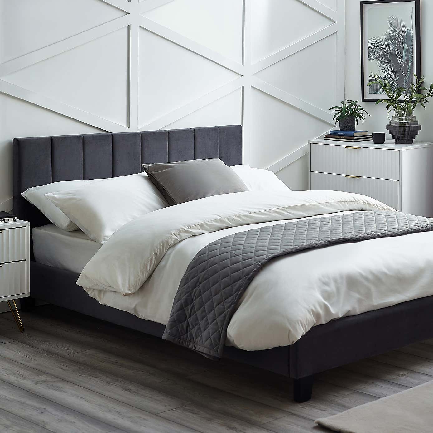 Rosa Velvet Bed In A Box, Grey