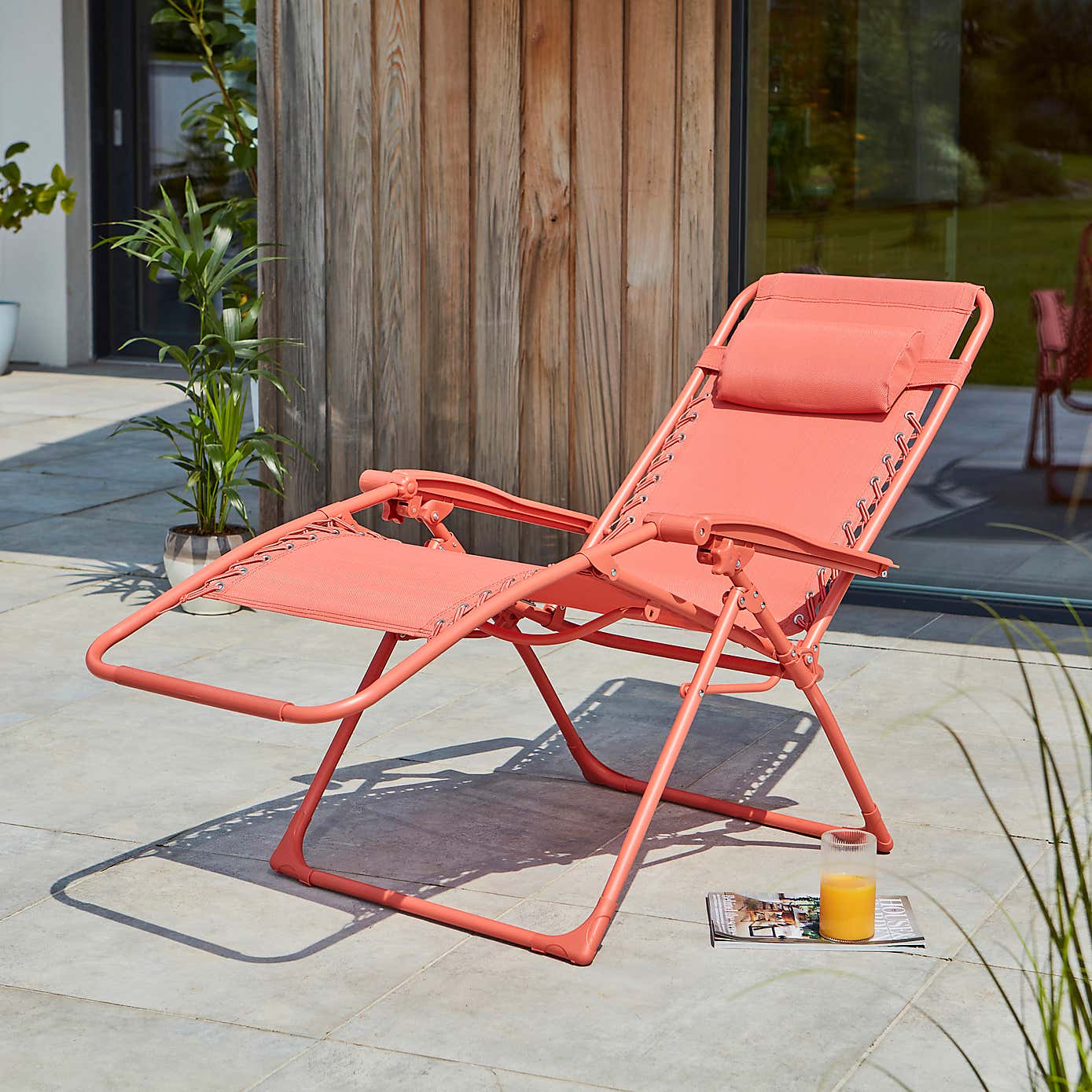 Helsinki Lounger